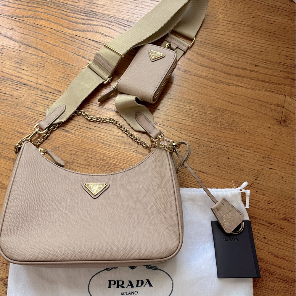 Gorgeous Prada 2005 reedition leather bag